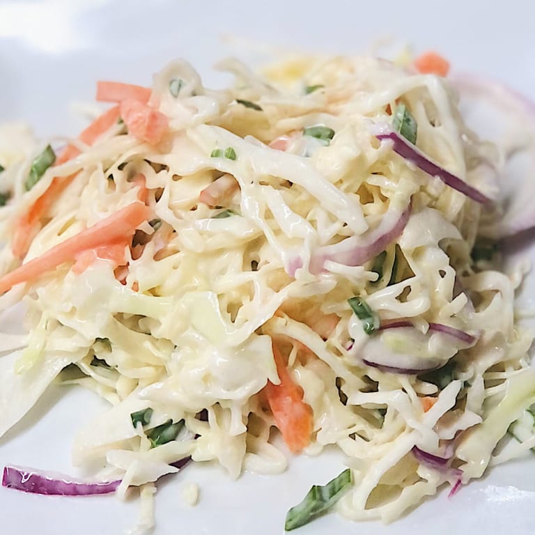 Classic Coleslaw: A Refreshing Side for BBQ