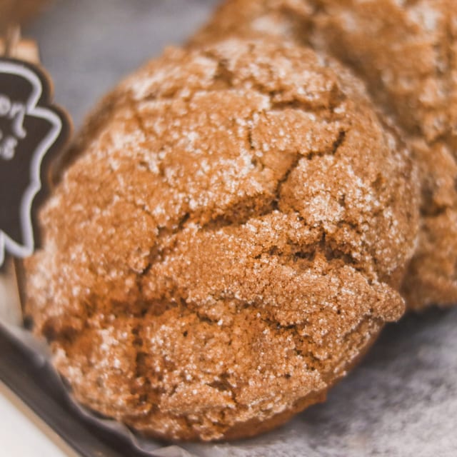 Jumbo Cookie: Molasses.